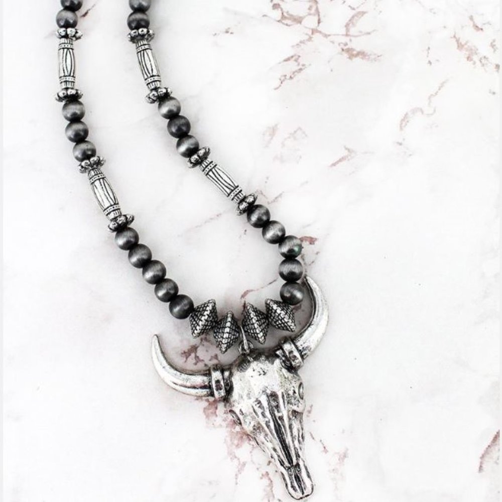 Steer Longhorn Skull Silver Navajo Pearl Necklace